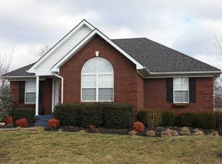 128 Twin Oaks Dr, Bardstown, KY 40004
