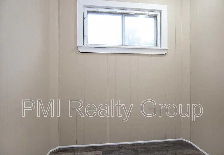 888 Evangeline Rd — Photo 23