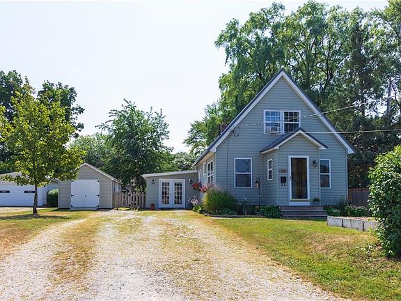 2nd image of 1549 W 30th St