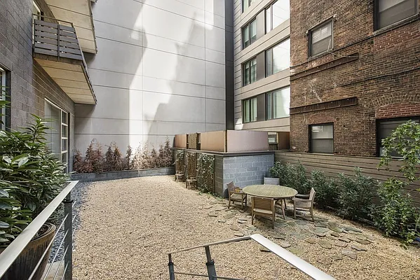 Rented by SP Realty | media 6