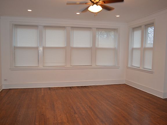 2nd image of 3653 W Belle Plaine Ave APT 2
