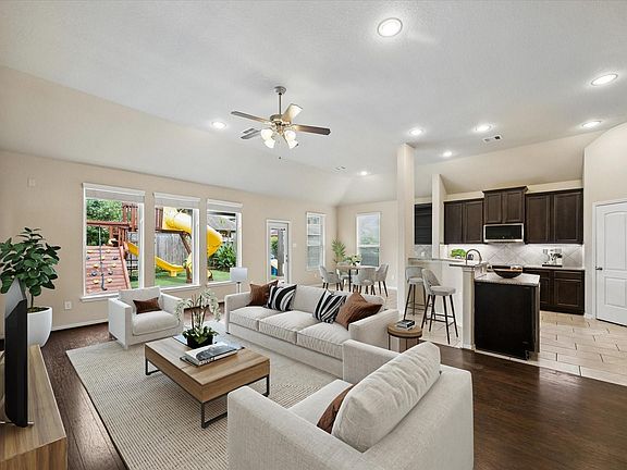 5th image of 4426 Garden Ridge Ct