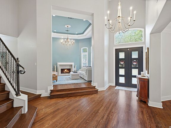5th image of 9 VINEYARD DR