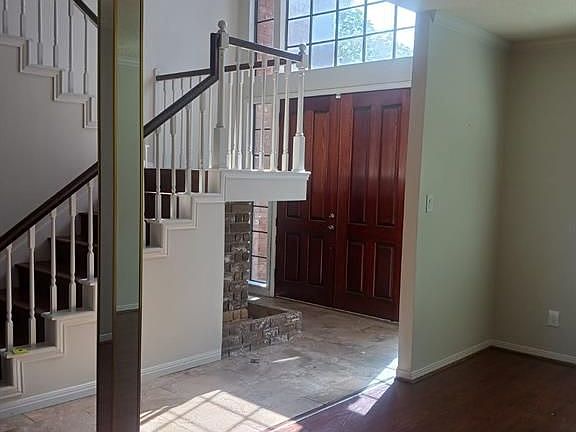 3rd image of 1926 Hickory Lawn Dr