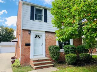 1284 Gordon Rd, Lyndhurst, OH 44124