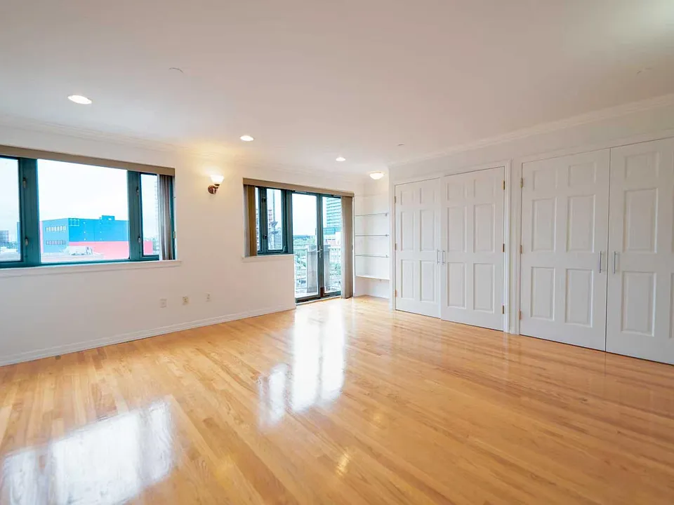 41-28 Haight St #5