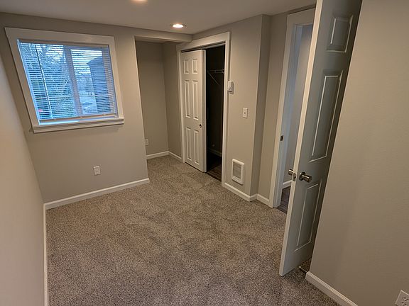 2nd image of 12437 Tukwila International Blvd APT 11
