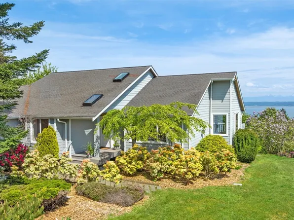 827 Michael Way, Camano Island, WA 98282