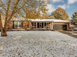 8223 Nottingham Pkwy, Hurstbourne, KY 40222