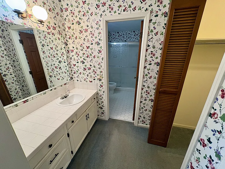 1003 Chambers Ln — Photo 20