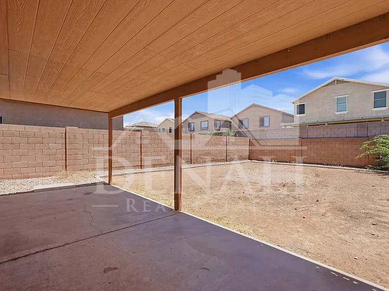 6107 N 135th Dr — Photo 30