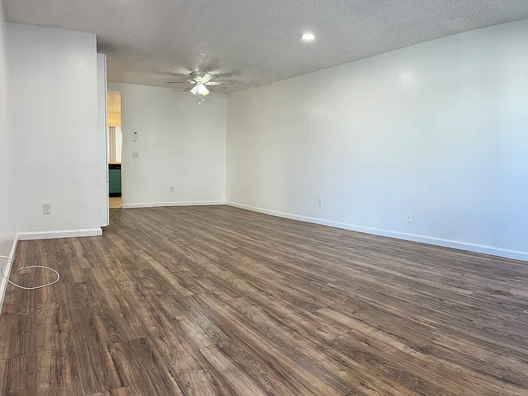 8755 Lomita Dr #B — Photo 4