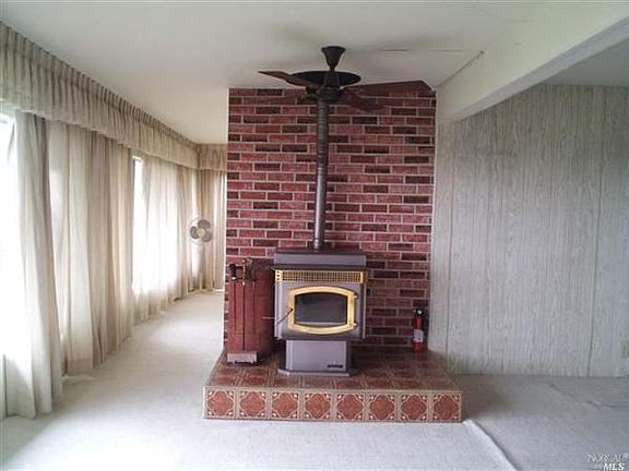 5th image of 1922 Grand View Dr