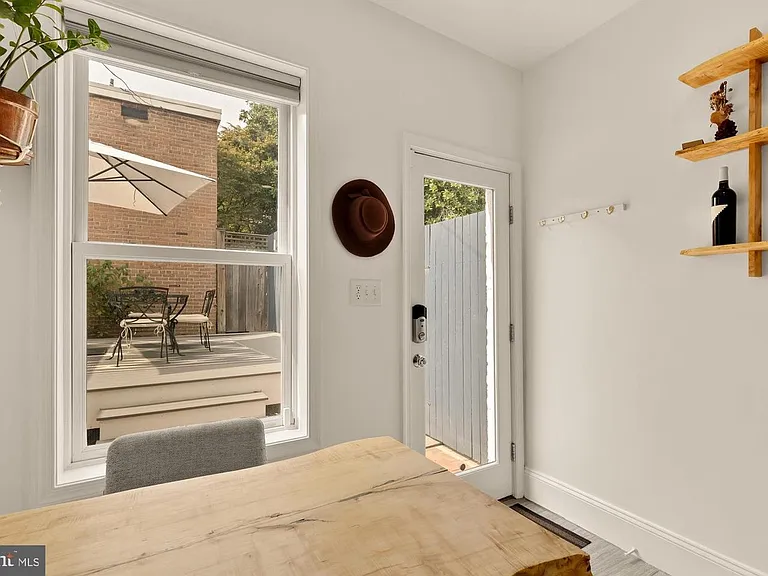 1338 28th St NW — Photo 27