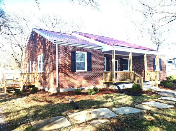 310 Old Stage Rd, Surgoinsville, TN 37873