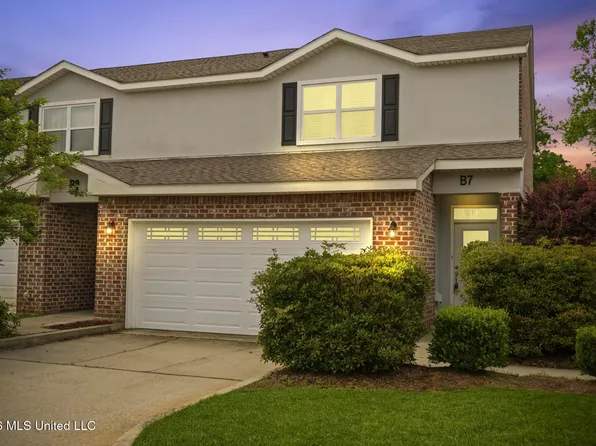 2830 Palmer Dr, Gulfport, MS 39507