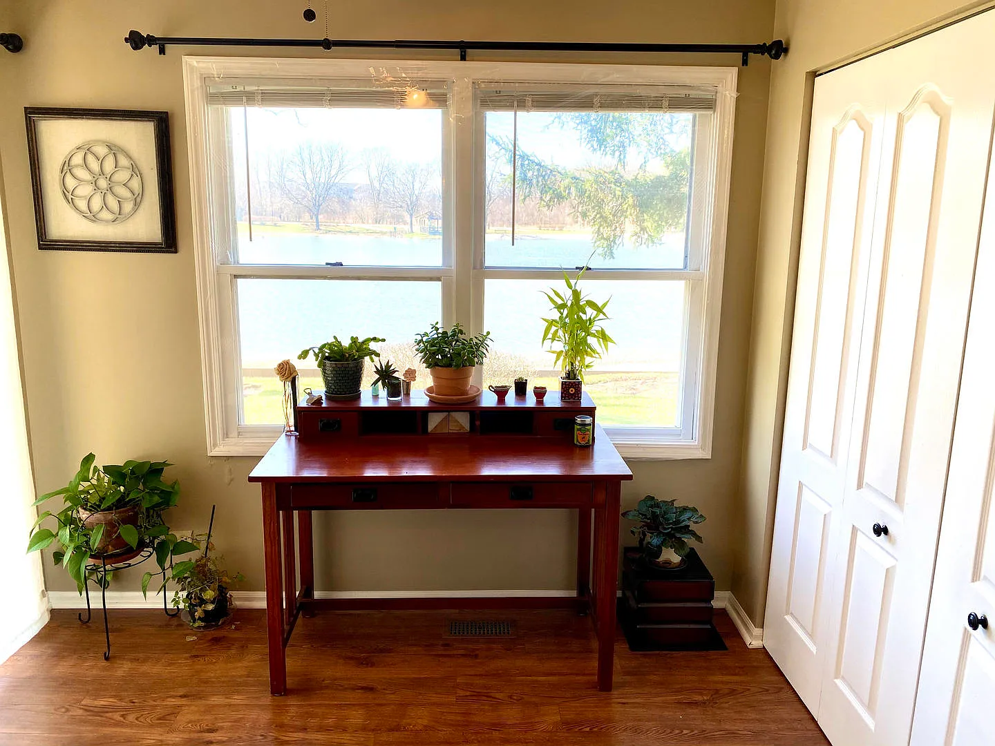 2 bed, 1098 sqft, $2,400 — Photo 3