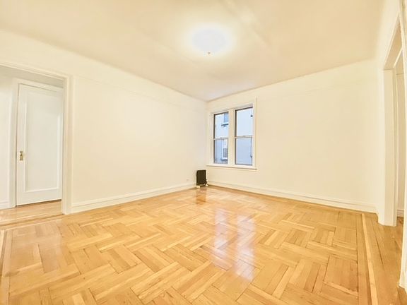 5th image of 730 W 183rd St APT 2B