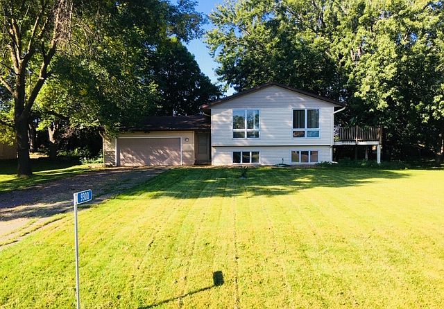 1st image of 9300 Edgebrook Dr