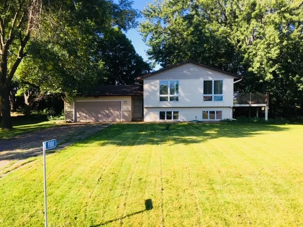 9300 Edgebrook Dr, Northfield, MN 55057