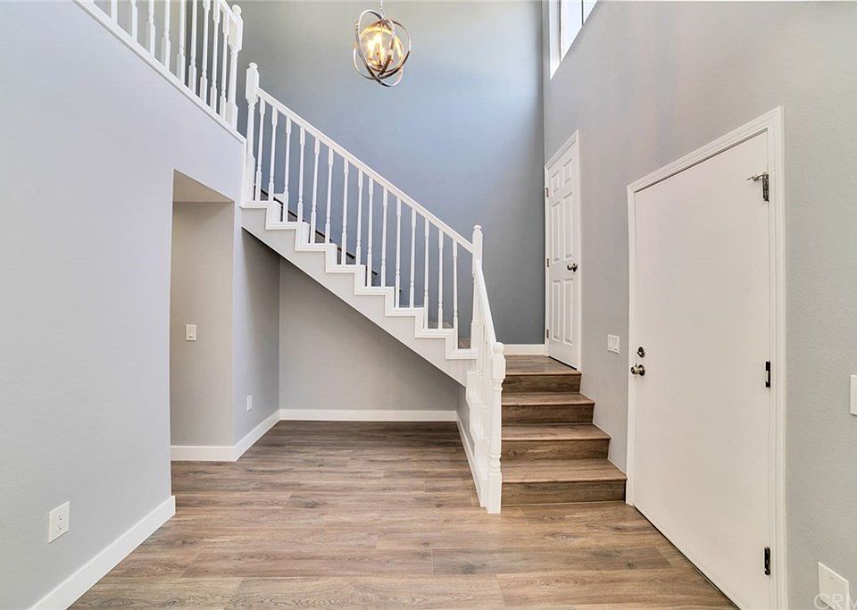 1st image of 1709 S Heritage Cir