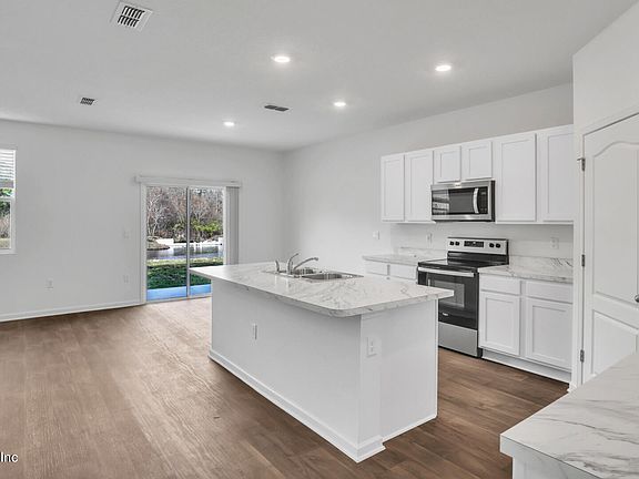 5th image of 5715 BLUETICK Court