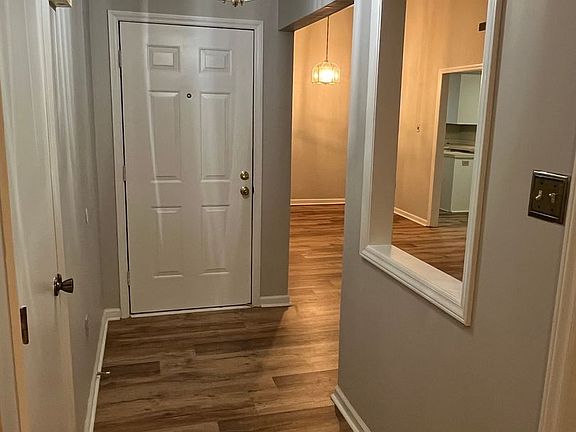 3rd image of 7118 Lea Wood Ln