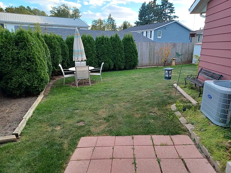 2347 Sunflower Ave — Photo 12