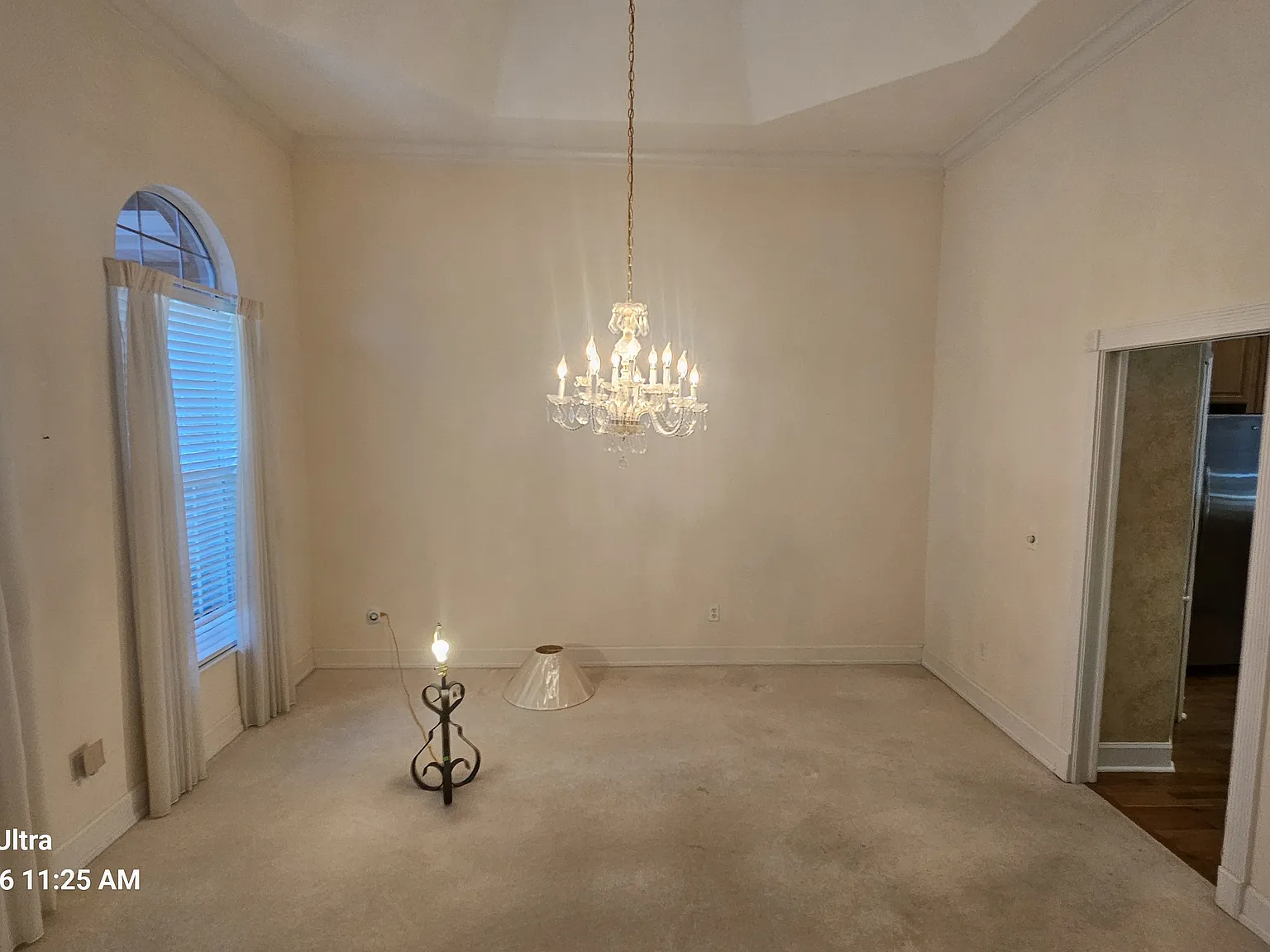 4 bed, 2921 sqft, $3,100 — Photo 3