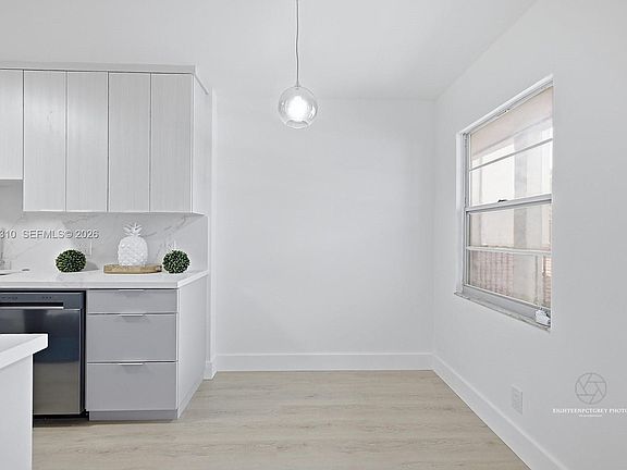 5th image of 1351 SW 125th Ave APT 206S