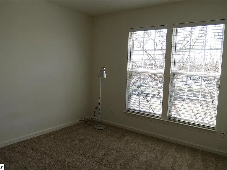 112 Auburn Top Ln — Photo 14