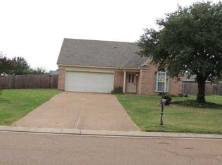 6441 Shadow Oaks Cv, Horn Lake, MS 38637