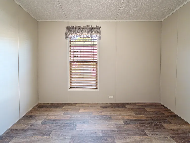 275 N Main St #P2-5 — Photo 30
