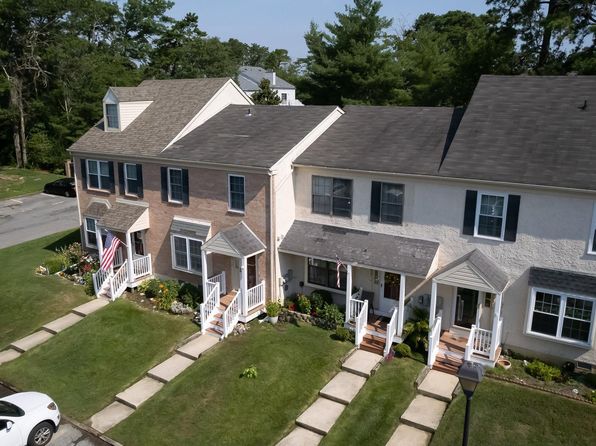 4905 Tulip Tree Pl, Mays Landing, NJ 08330