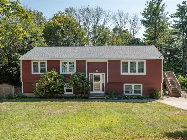 8 Old County Rd, Amesbury, MA 01913