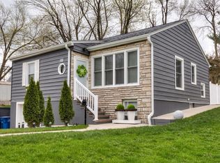 6008 Carpenter Ave, Des Moines, IA 50311