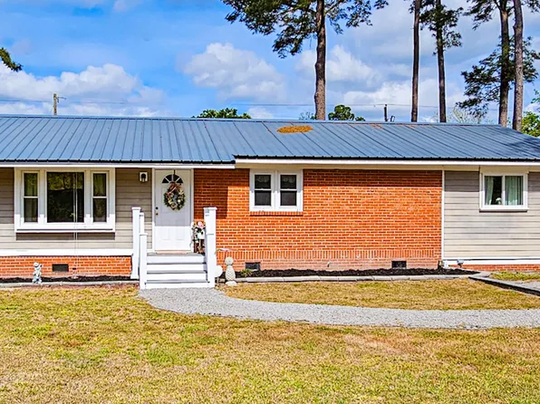 718 Azalea Dr, Walterboro, SC 29488