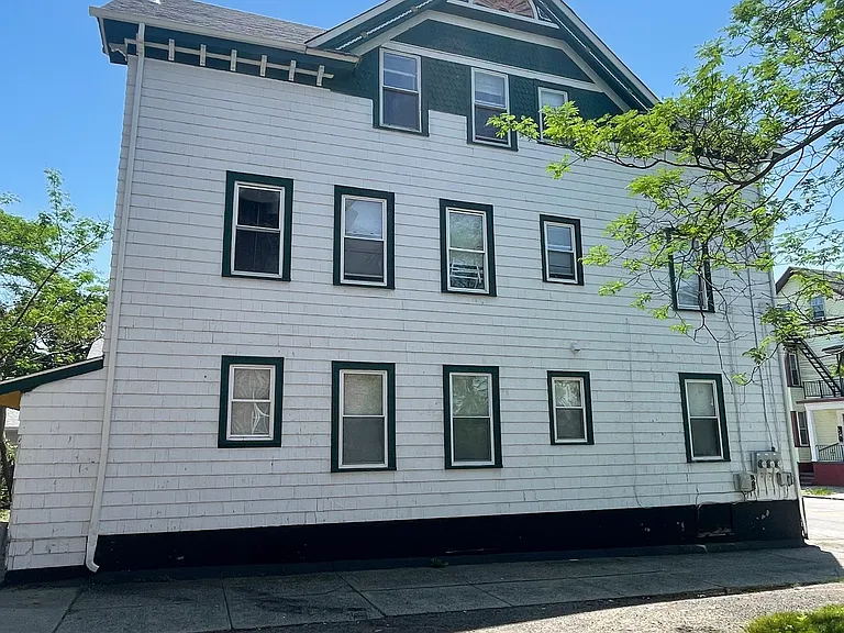 145 River Ave #3 — Photo 10