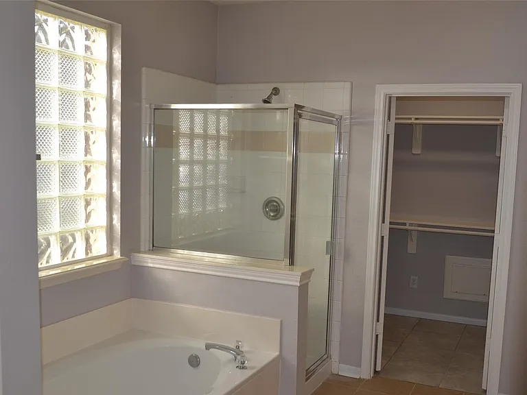 22755 Cascade Springs Dr — Photo 28
