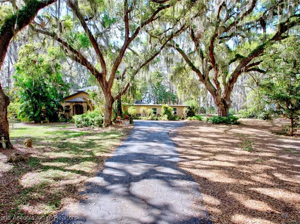 1525 S Oak Ridge Dr, Lorida, FL 33857