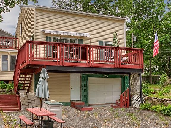 3rd image of 117 Richardson Ave