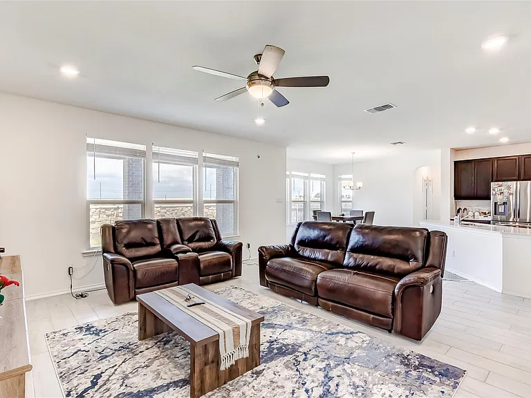 3712 Forino Dr — Photo 10