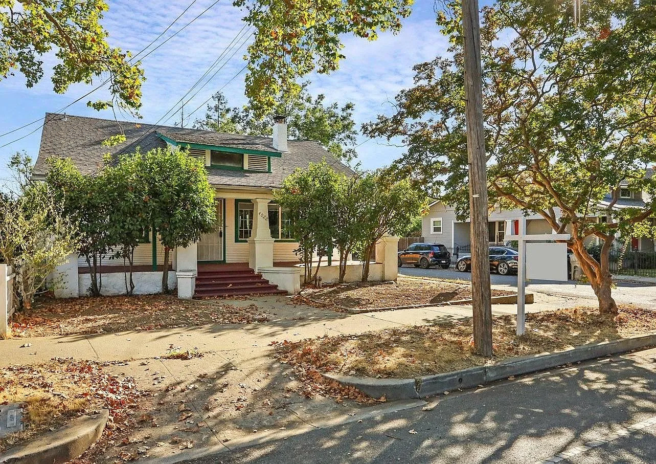 4022 2nd Ave photo 1