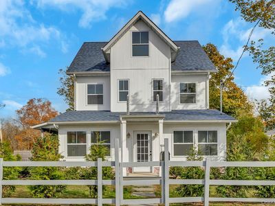 432 East Avenue, Riverhead, NY, 11901