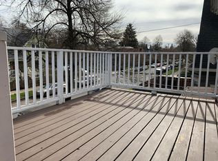 215 NE 29th Ave, Portland, OR 97232