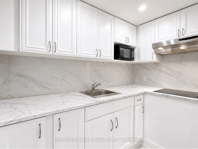 254 Andrew St #BASEMENT — Photo 6