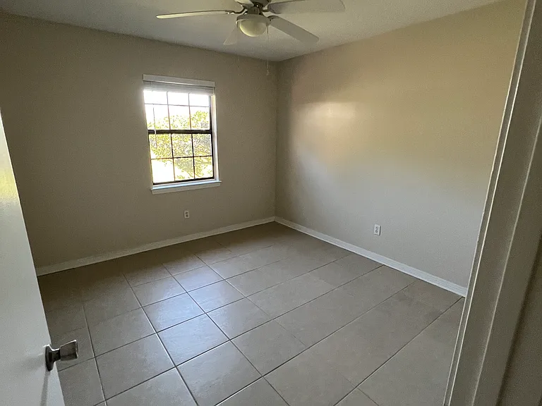 859 Camp Wilkes Rd — Photo 14