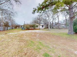 262 Highway 290 E, Elgin, TX 78621