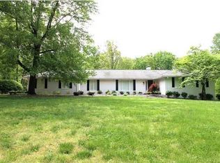 10125 Baumgart Rd, Evansville, IN 47725