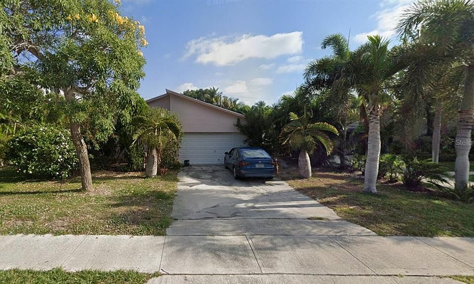 1st image of 321 E Boca Raton Rd